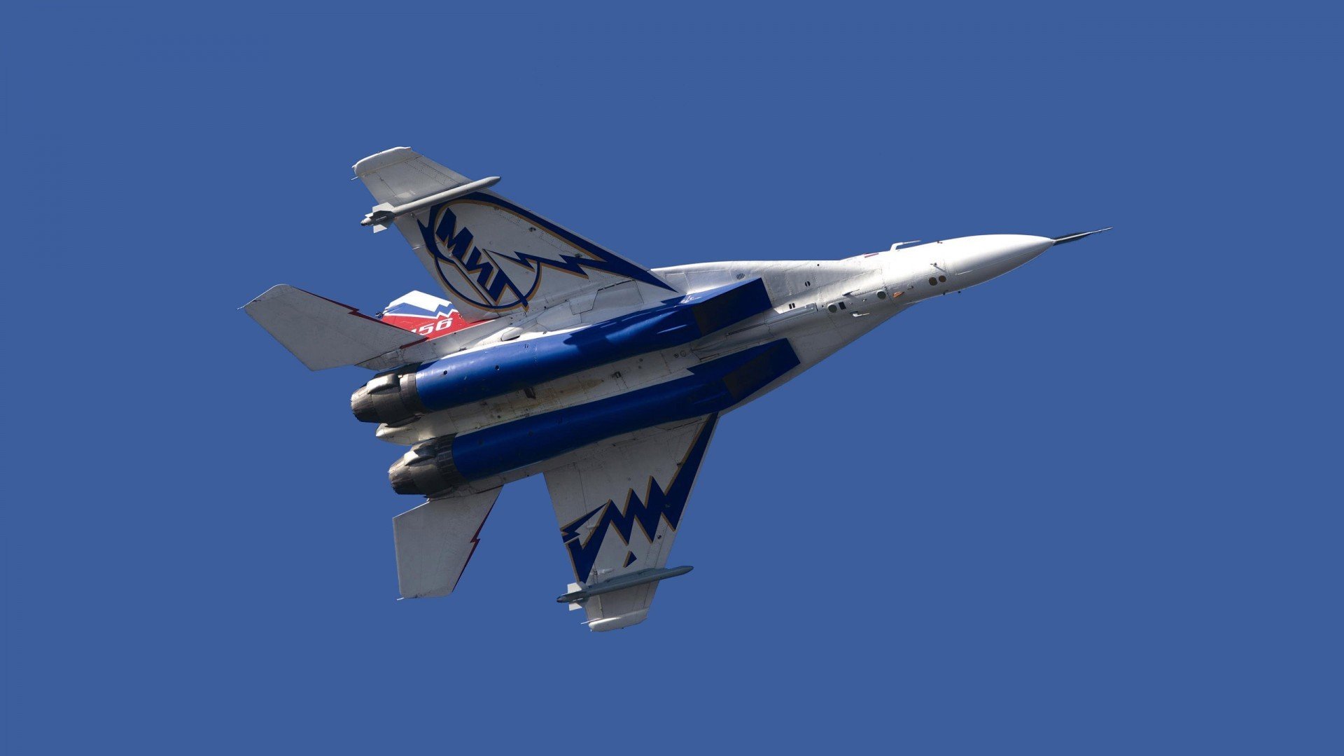 CS2 赛区对抗激烈竞争升级，csgo竞争组