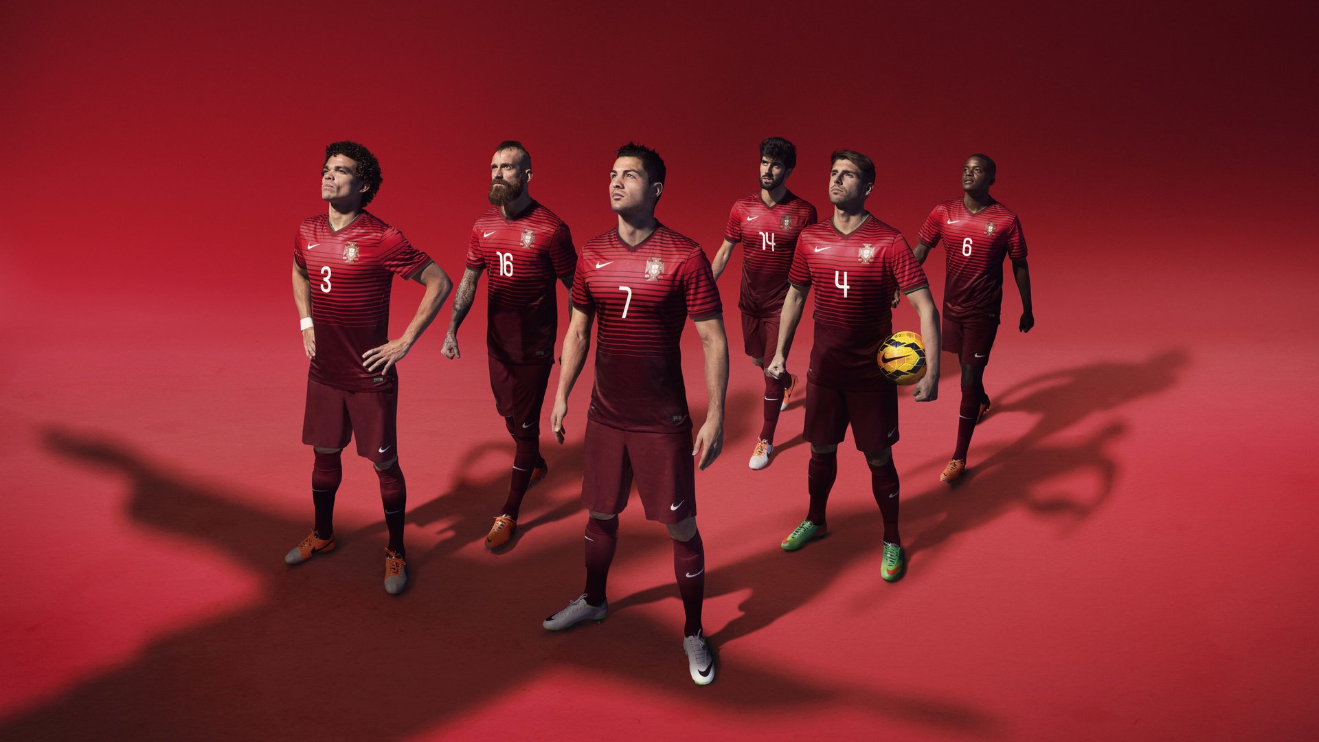 逆境出英雄:那些在绝境中焕发新生命的球队,逆境主角