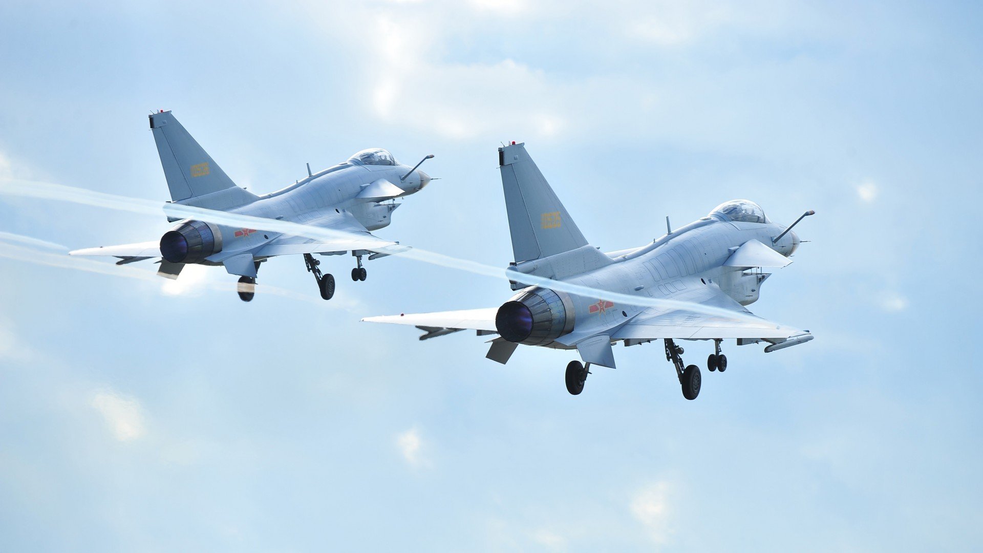 逆境勇士：球队在极端压力下的坚韧表现，逆境反击