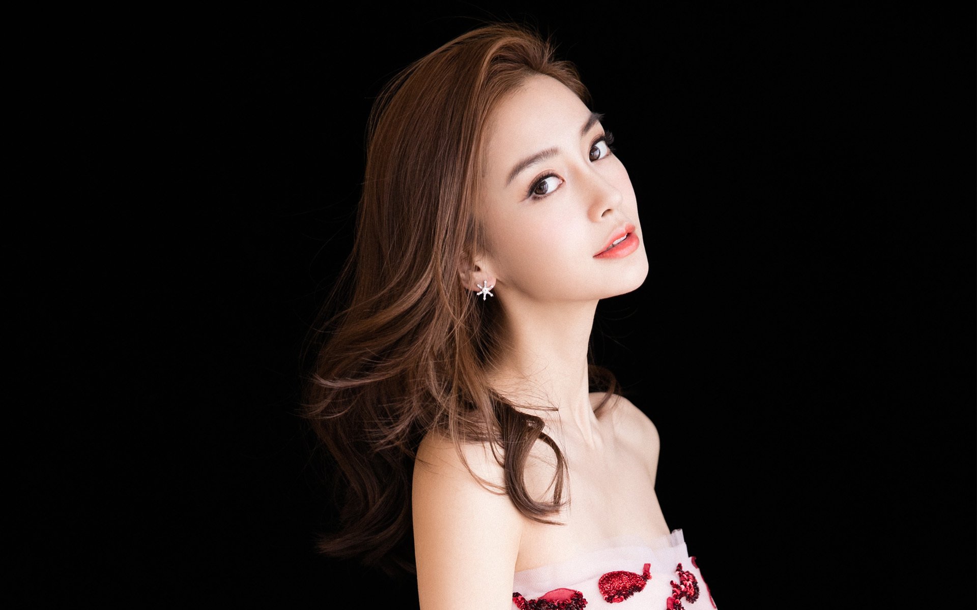 圣埃蒂安锋线效率不高,射门技术需改进,圣埃蒂安战绩聚胜顽球汇