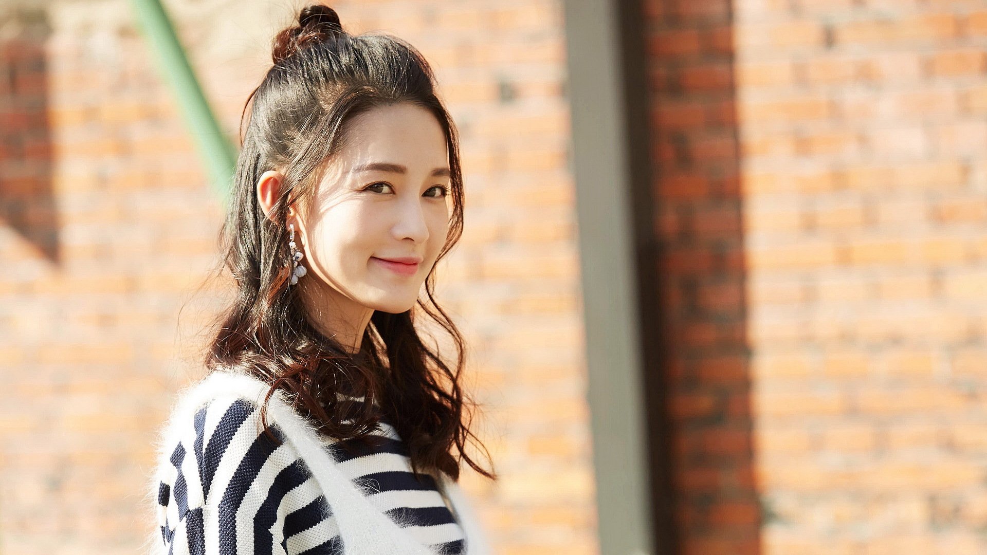 世界杯预选赛中国队逆袭 球员拼搏精神感动人心，世界杯预选赛 中国队出线分析